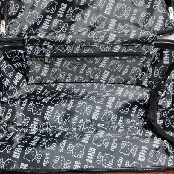 Hello Kitty Heys Rolling Suitcase Patterned Bag (XX-54) - Picture 8 of 14